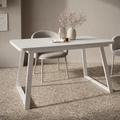 Mesa de comedor rectangular extensible con esquinas redondeadas